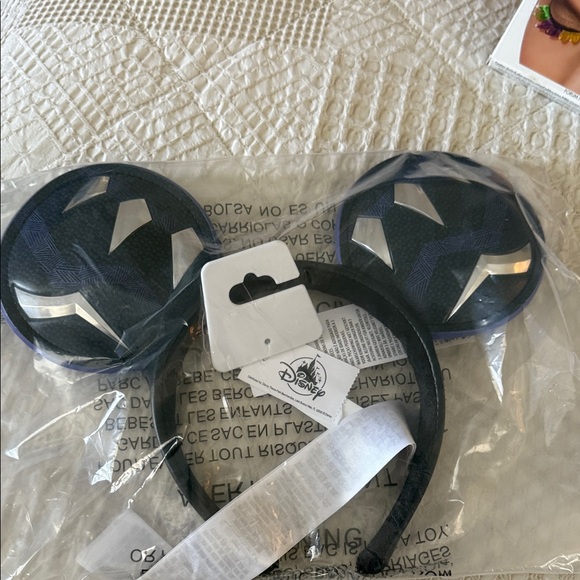 Disney’s Marvel Black Panther Wakanda Forever Mouse Ears Headband - Picture 3 of 5